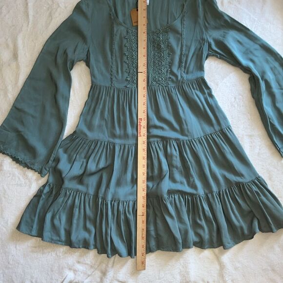 Earthbound trading co. Long sleeve midi dress. - Picture 4 of 7